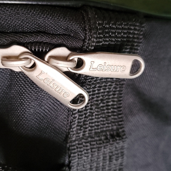 Leisure travel bag - Picture 3 of 7